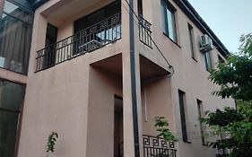 Sameba Apartments